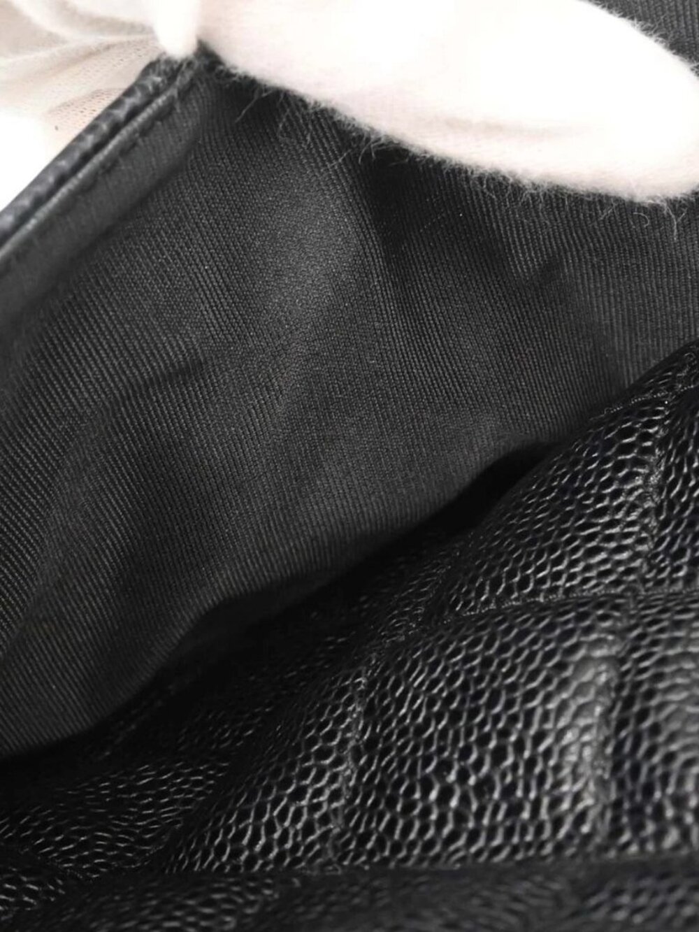 Chanel Black Calfskin Hobo Handbag 196932 - Picture 9 of 16